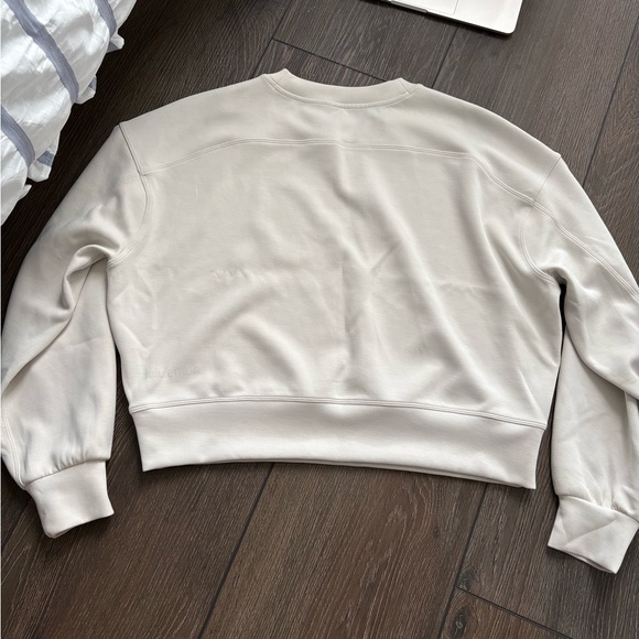 Lululemon softstreme crew - Picture 2 of 3
